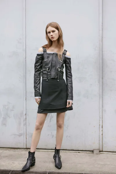 Look 2